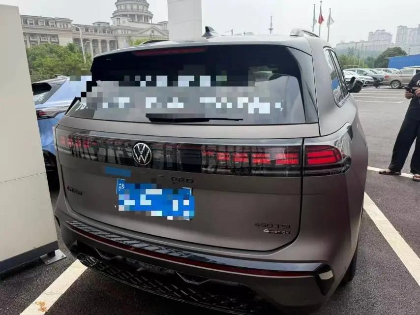 Volkswagen 2025 Tharu Pro 2.0TSI 450TSI Four-Wheel-Drive Summit Edition Automatic 8