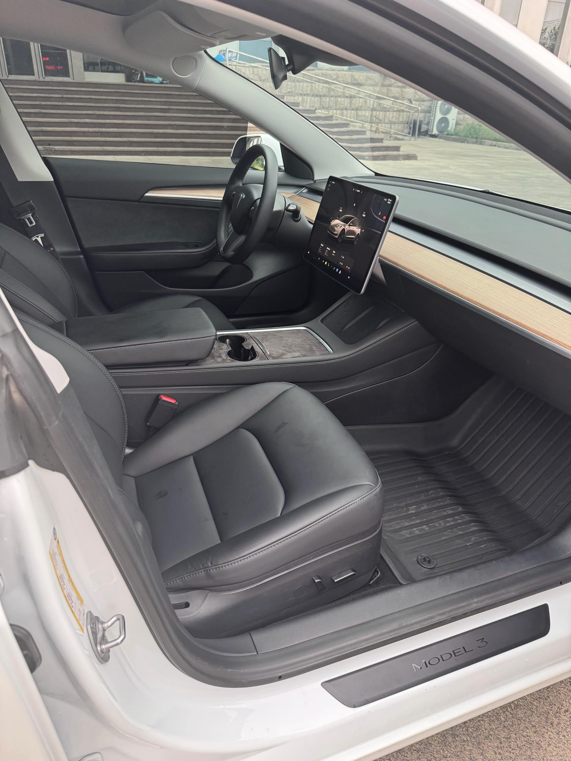 Model 3 2022 rear-wheel drive version 6