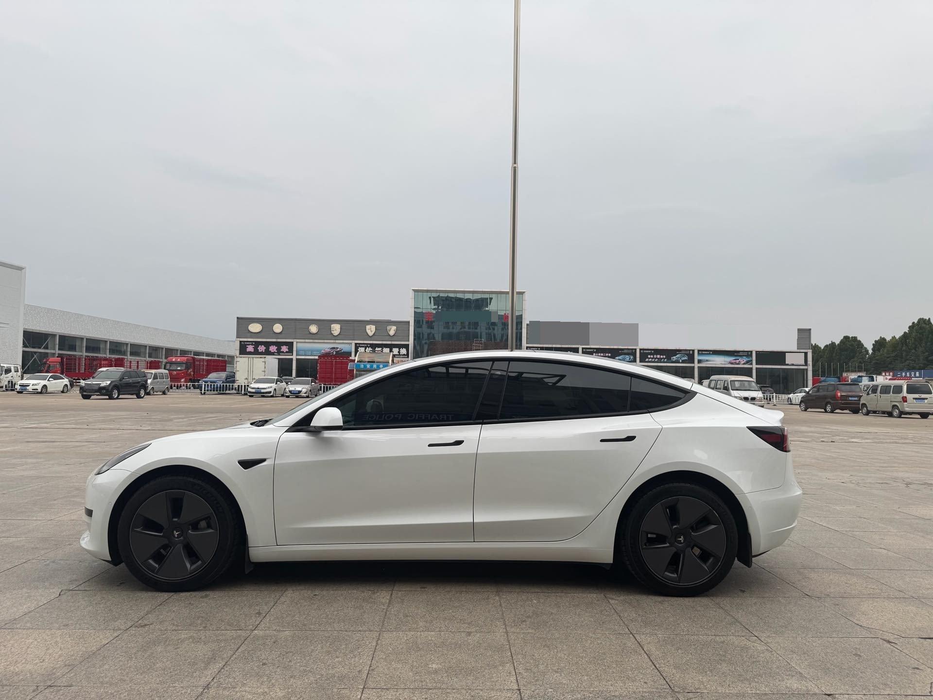 Model 3 2022 rear-wheel drive version 7