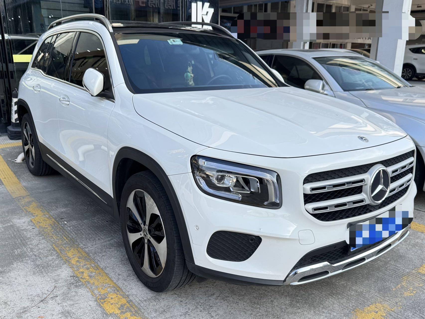 Mercedes Benz GLB 2023 GLB 220 Fashion 3