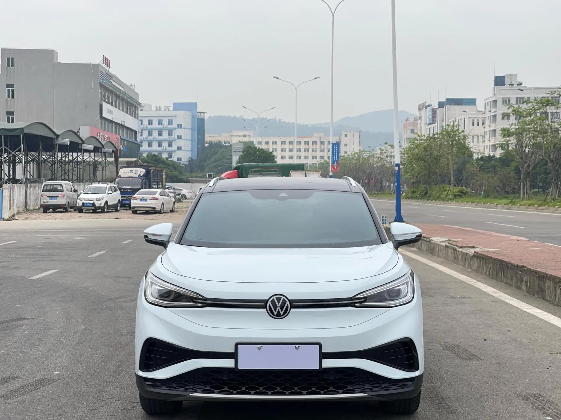 Volkswagen 2024 ID. 4 x Pure Smart Edition Automatic 3