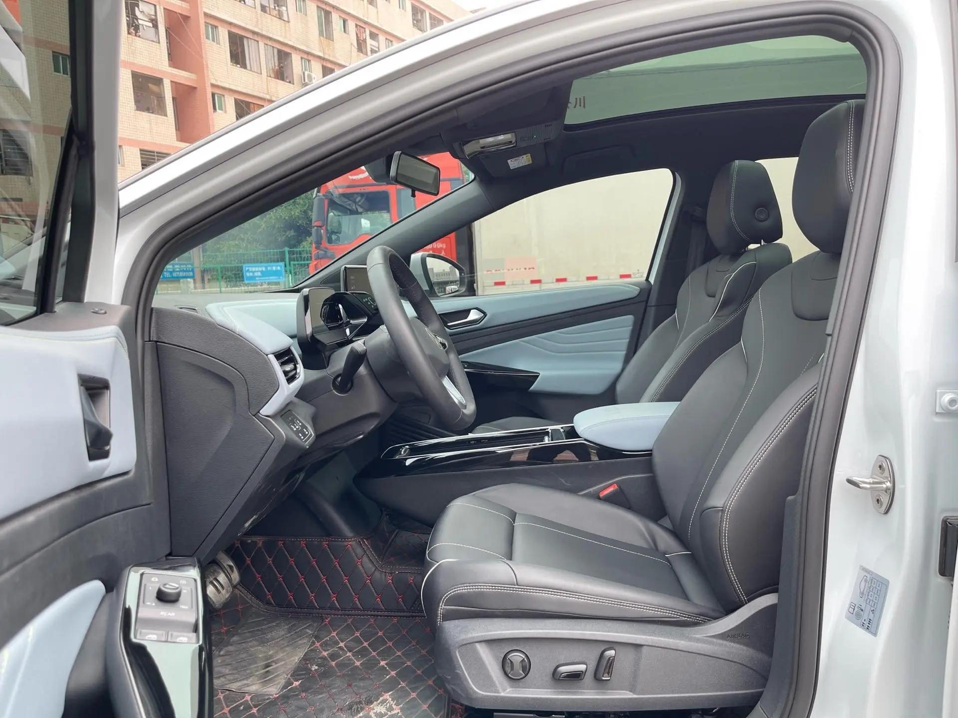 Volkswagen 2024 ID. 4 x Pure Smart Edition Automatic 4