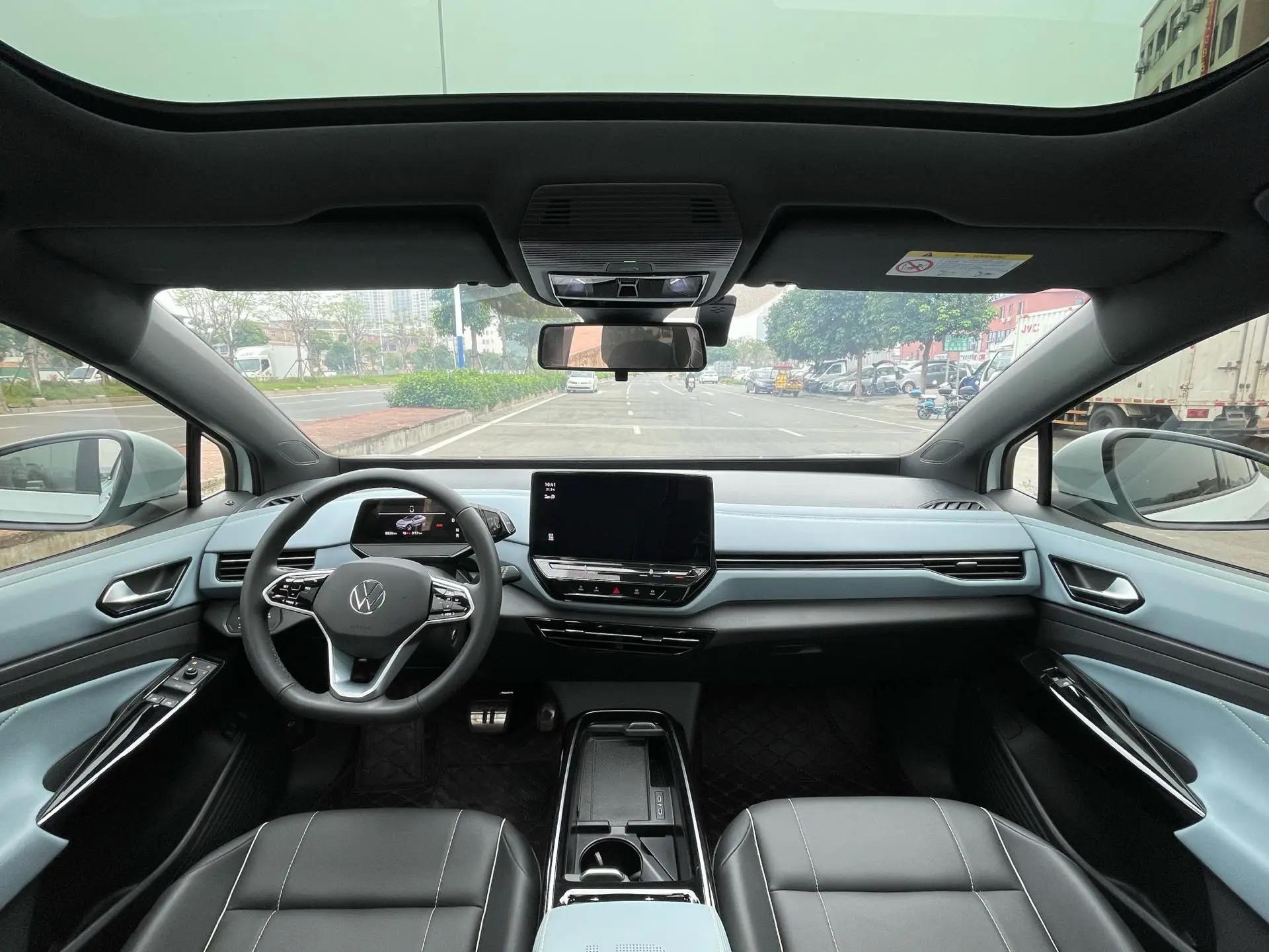 Volkswagen 2024 ID. 4 x Pure Smart Edition Automatic 5