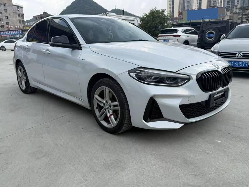 BMW 1 Series 2022 120i M Sports Obsidian Night Edition 2