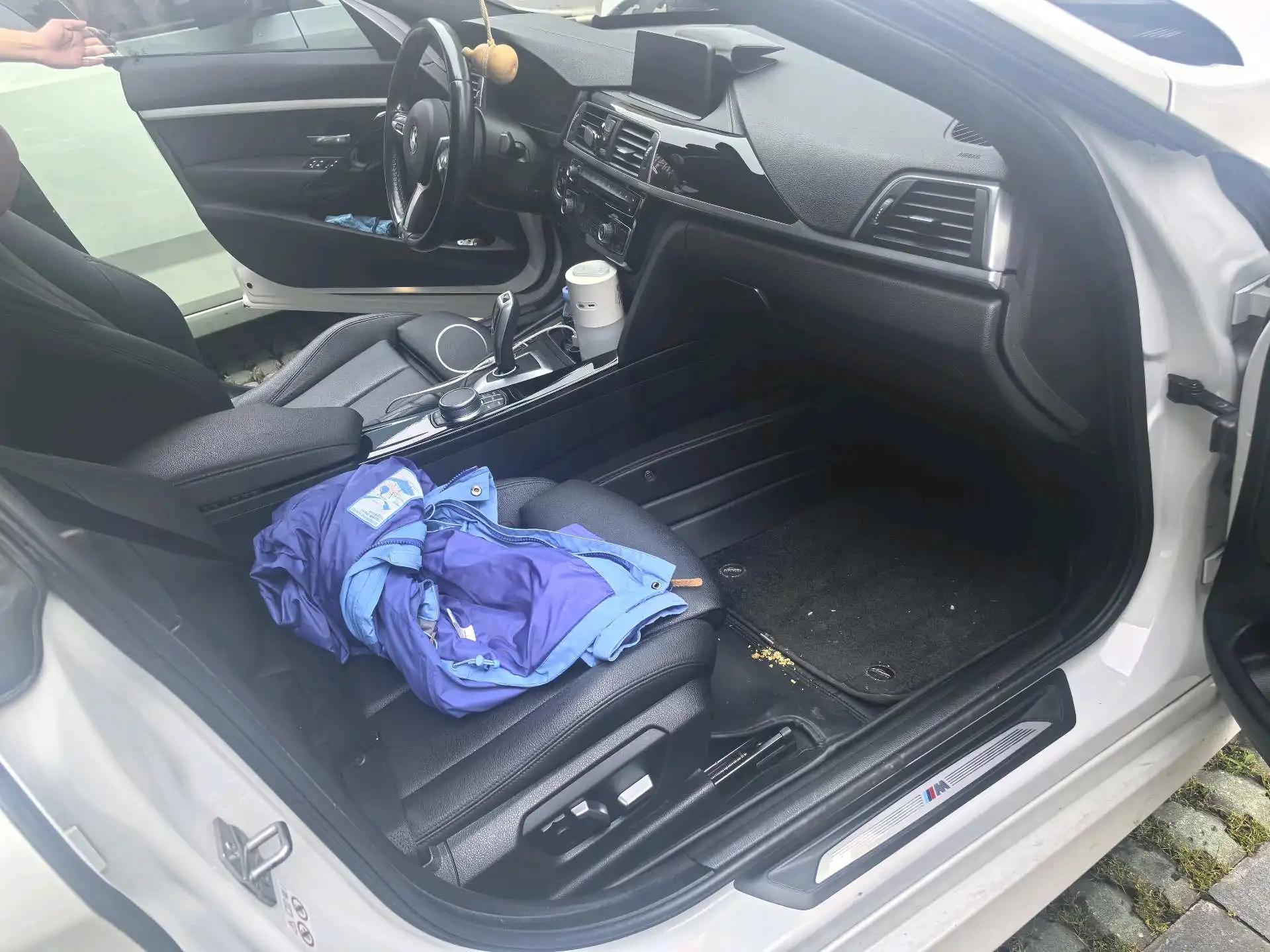 BMW 3 GT 2020 320i M sports suit 5