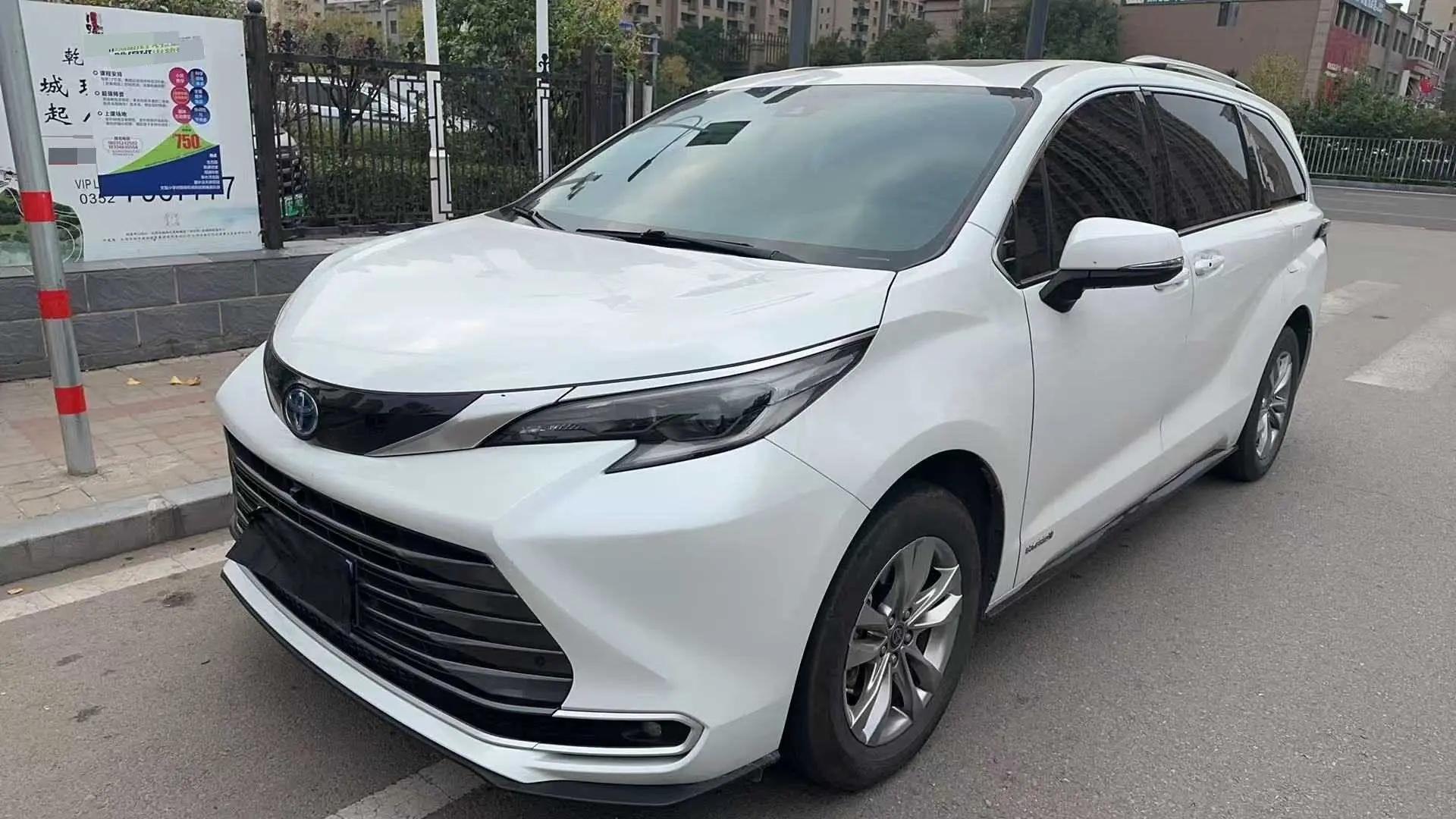 Toyota 2023 Sienna 2.5 CVT Comfort Edition Automatic