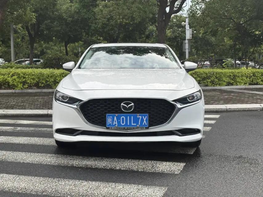 Mazda 3 Axela 2021 2.0L Automatic Style Edition 2