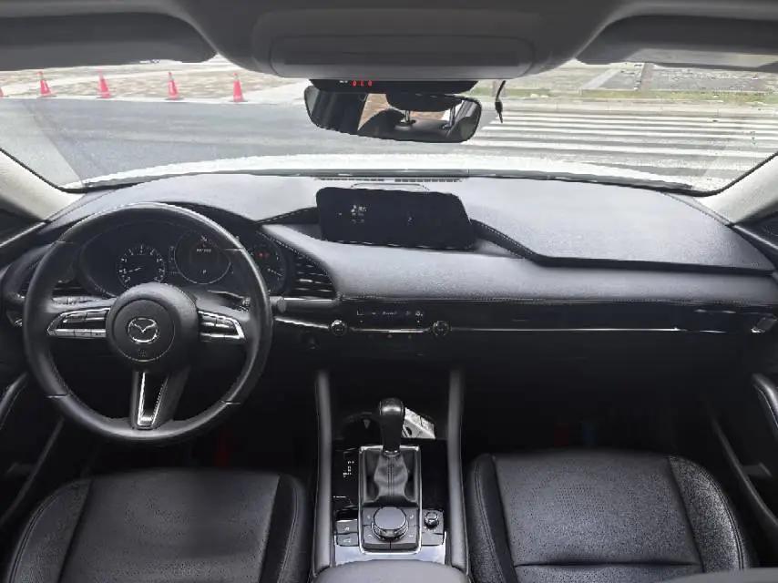Mazda 3 Axela 2021 2.0L Automatic Style Edition 9