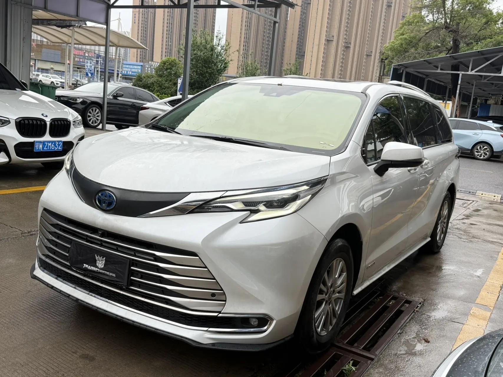 Toyota 2023 Sienna 2.5 CVT Comfort Edition Automatic