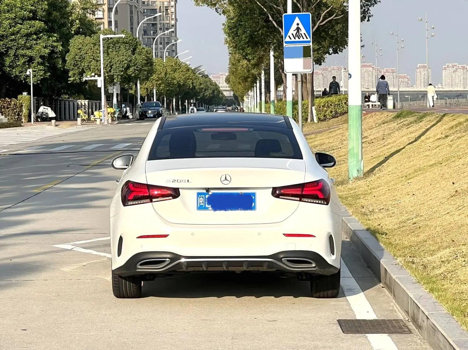 Mercedes Benz A- Class 2020 model facelift A 200 L Sport Sedan Luxury Edition 3