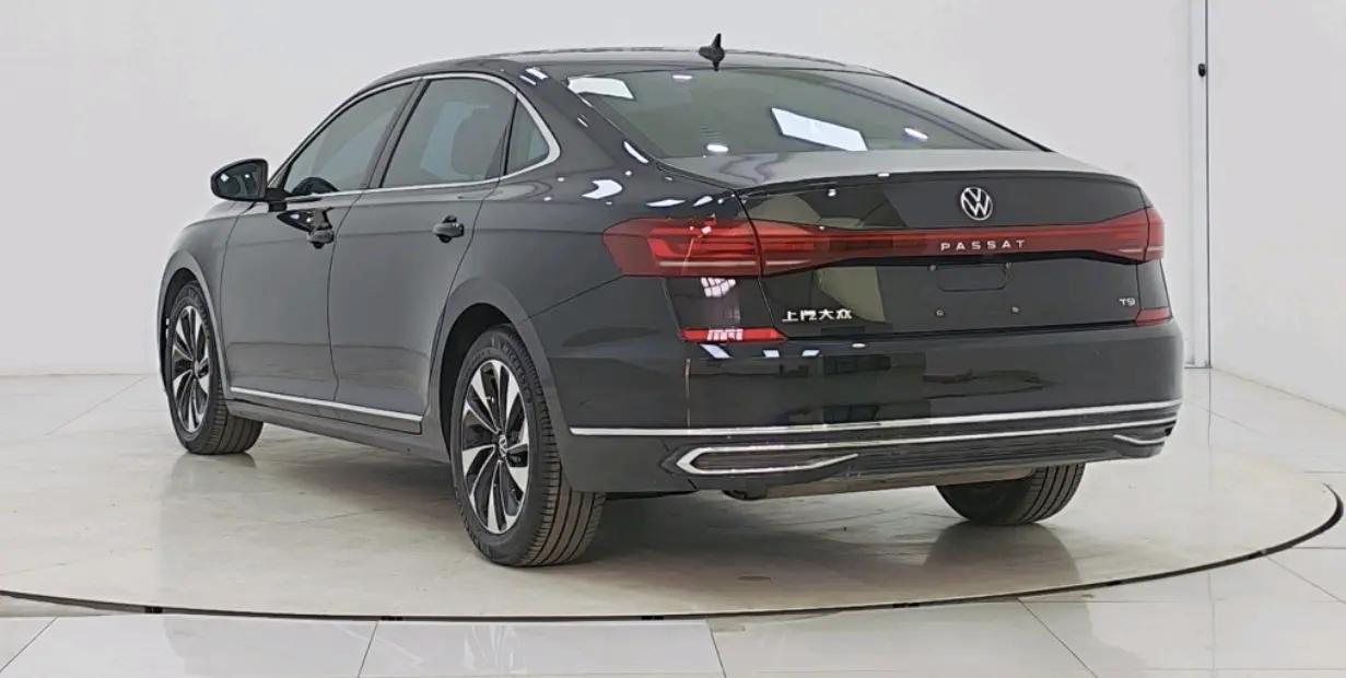 Passat 2022 280TSI Business Edition 2