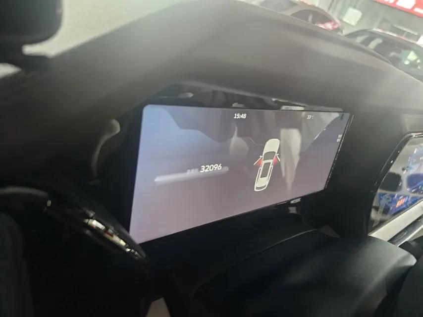 XingyueL (Monjaro) 2021 2.0TD High Power Automatic Four-wheel Drive Flagship 7