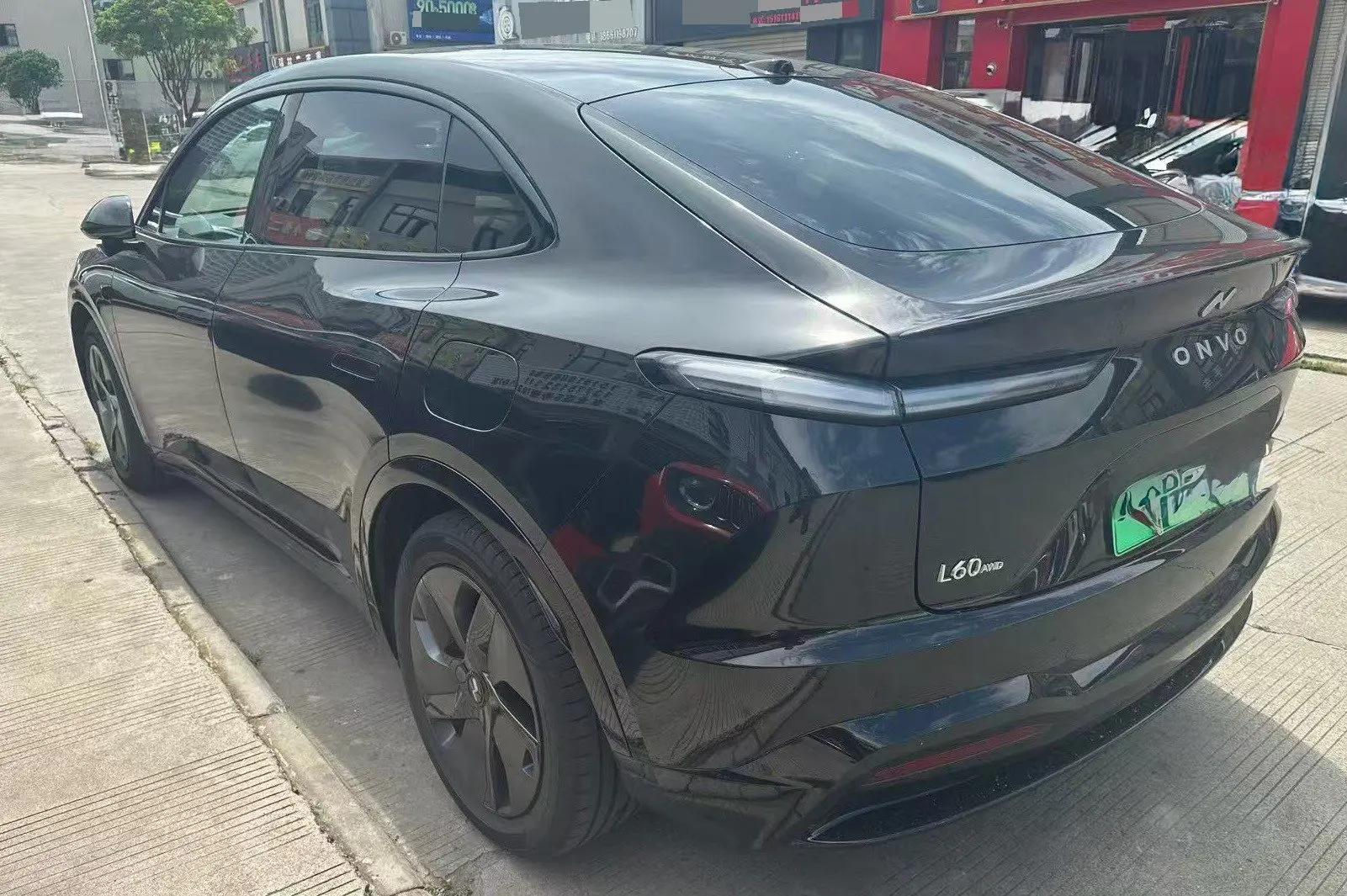 ONVO 2024 L60 60kwh four-wheel drive version of automatic gear 5