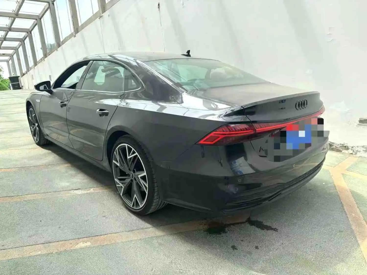 Audi 2024 A7L 2.0TFSI 45TFSI Quattro S-line Black Warrior Edition Automatic 10