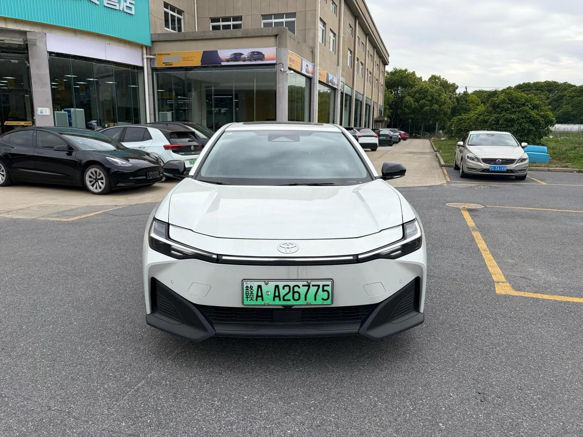 Toyota bZ3 2023 135kW basic model 2