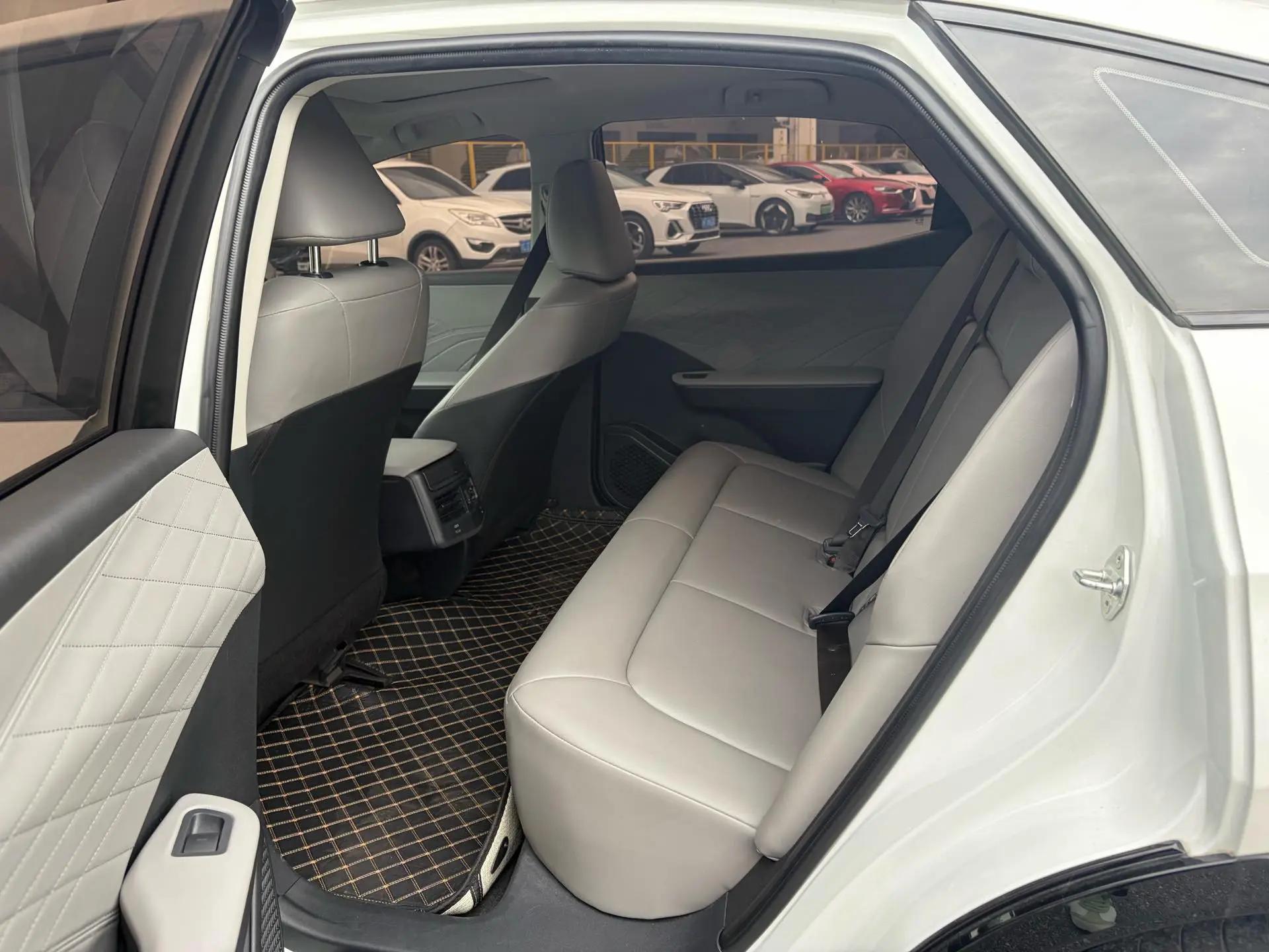 Toyota bZ3 2023 135kW basic model 7