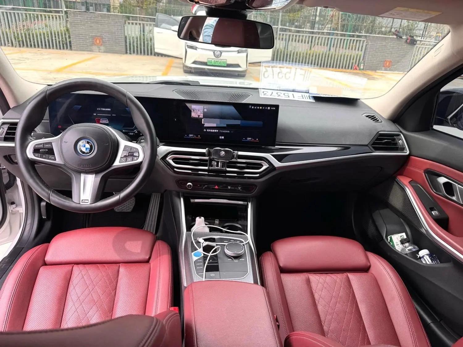 BMW 2023 i3 eDrive 40 L obsidian night suit automatic gear 7