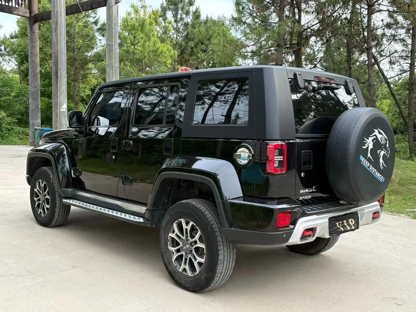 Beijing BJ40 2020 2.0T Automatic Four-wheel Drive City Hunter Edition Chivalrous Type 9