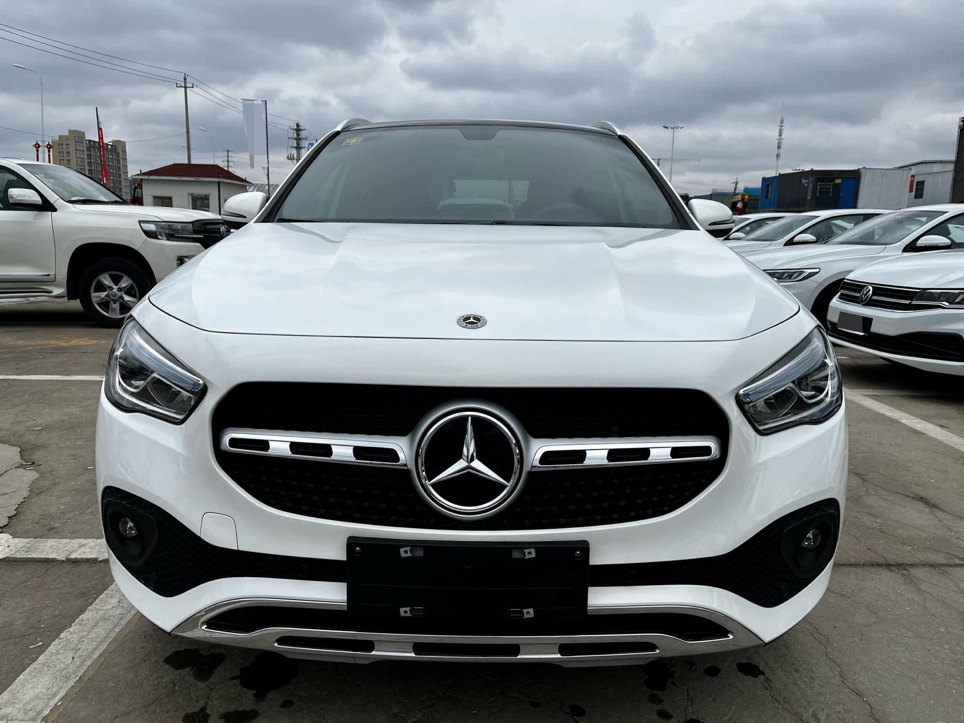 Mercedes Benz GLA 2020 GLA 200 2