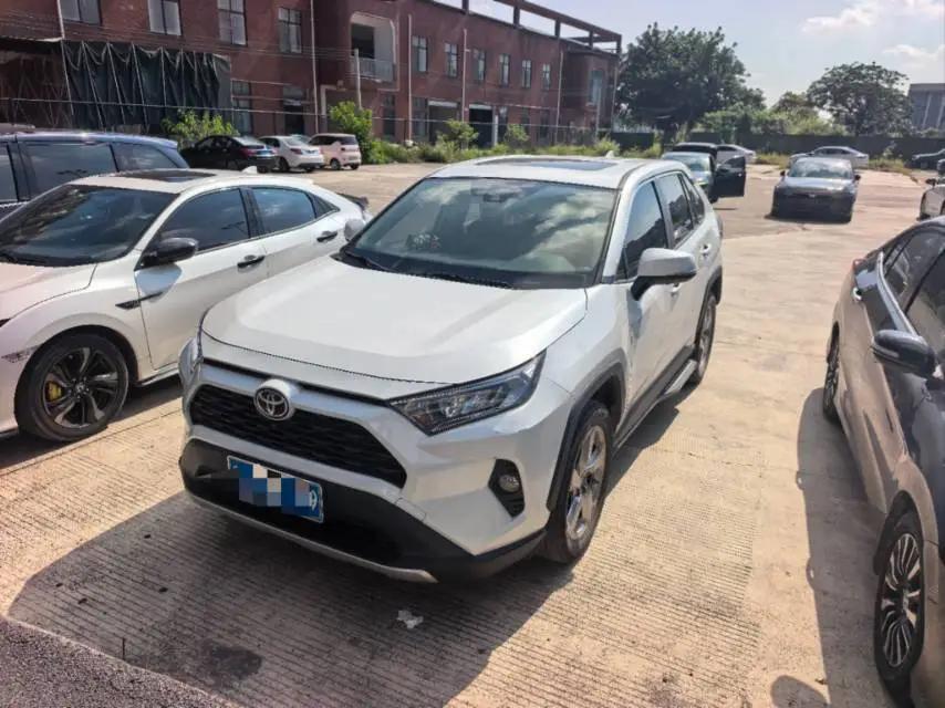 RAV4 Rongfeng 2021 2.0L CVT Two-Drive Fashion Edition