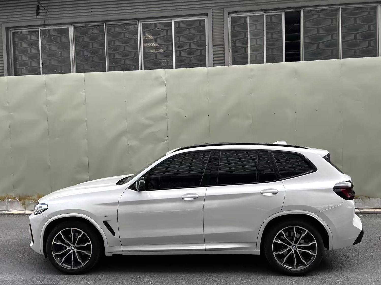 BMW X3 2022 xDrive30i Leading M Obsidian Night Suit 6