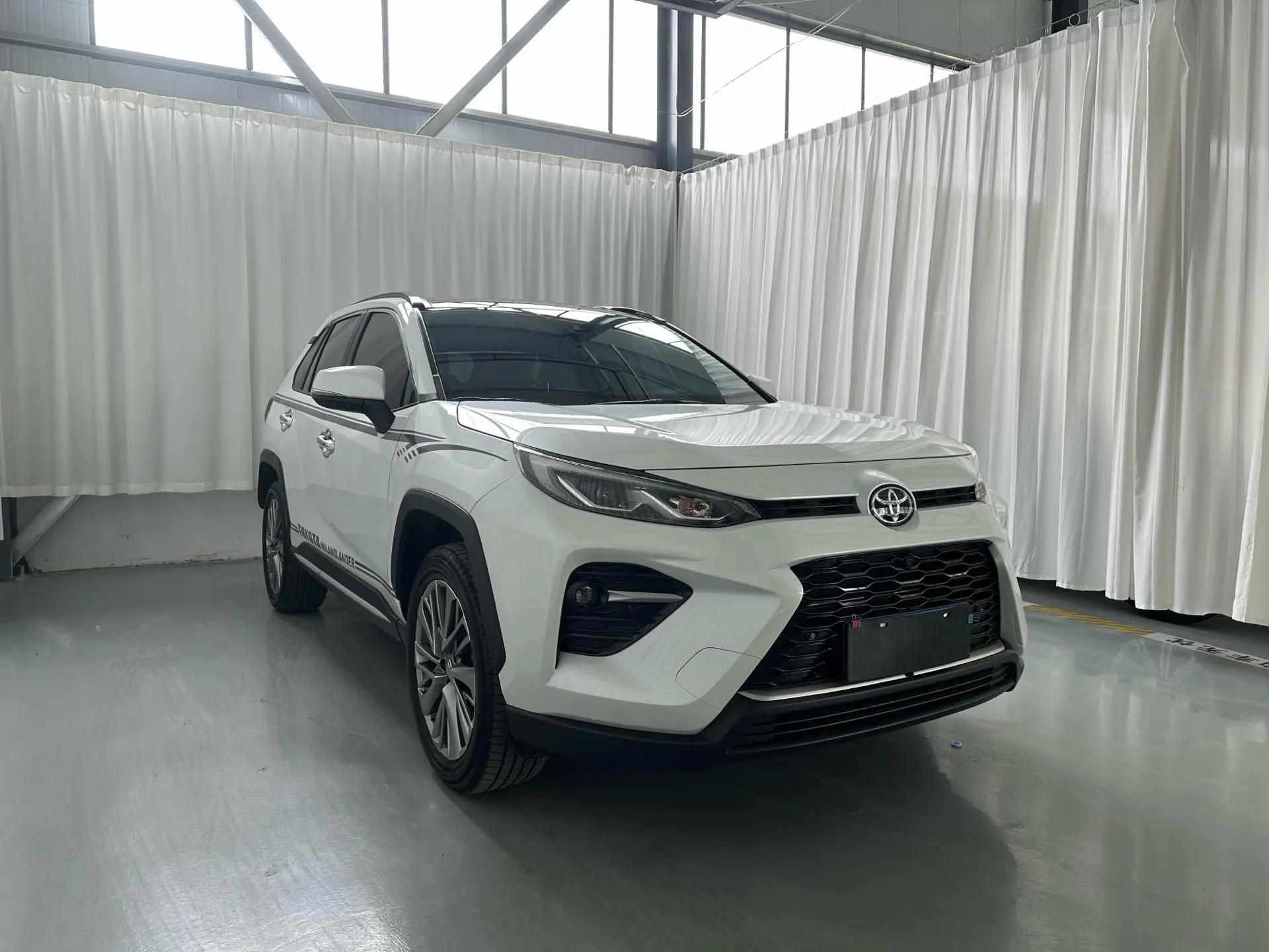 Toyota 2024 Wilanda 2.0 Stepless Four-wheel Drive Premium Edition Automatic Gear 3