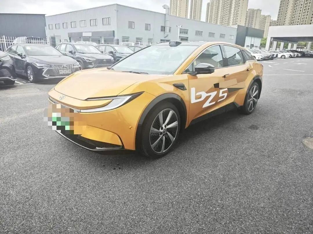 Toyota 2025 bZ5 550 PRO Intelligent Drive Version Automatic