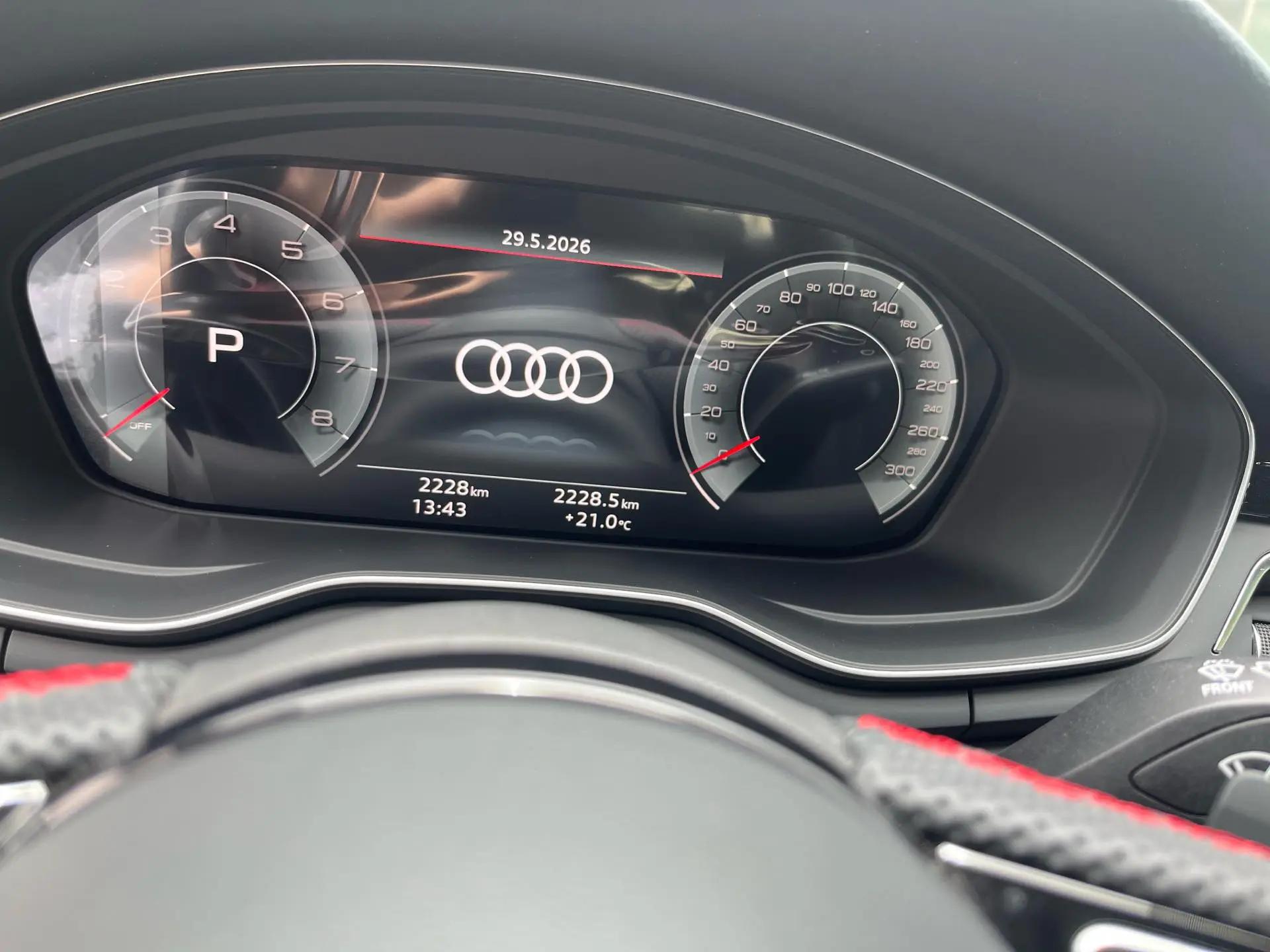 Audi 2025 A4L 2.0TFSI 40TFSI 2 Million Units Joy Edition Luxury Dynamic Version Automatic 4