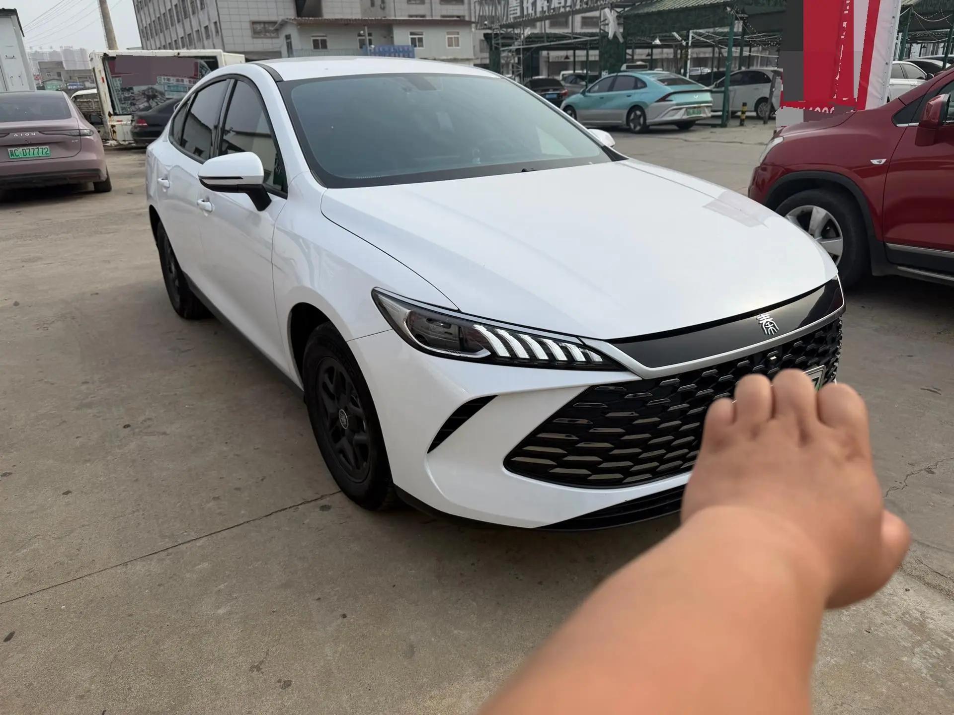BYD 2025 Qin PLUS DM-i 1.5 CVT Intelligent Drive 55km Flagship Automatic 3