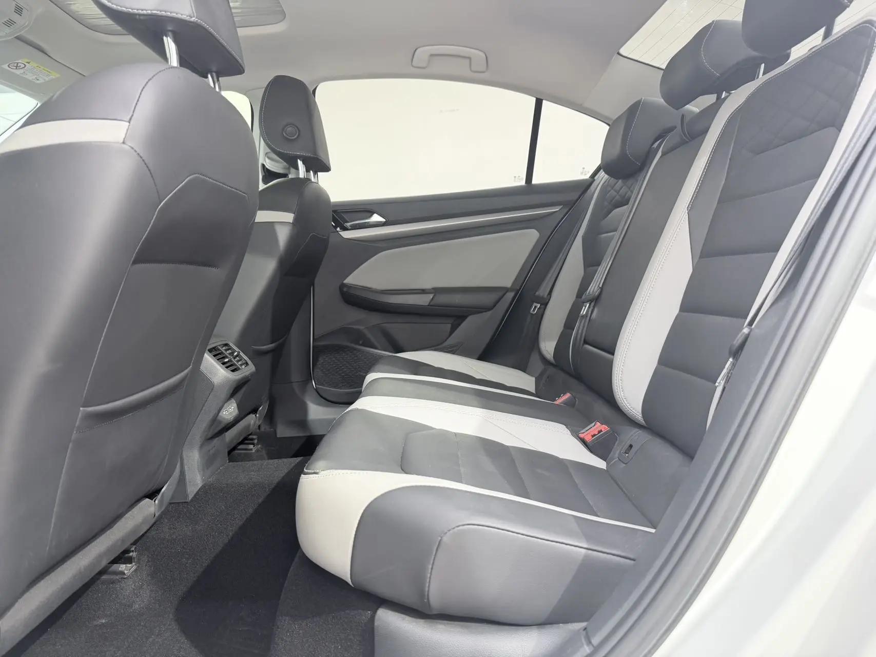 Bora 2023 280TSI DSG Zunxing Edition 8