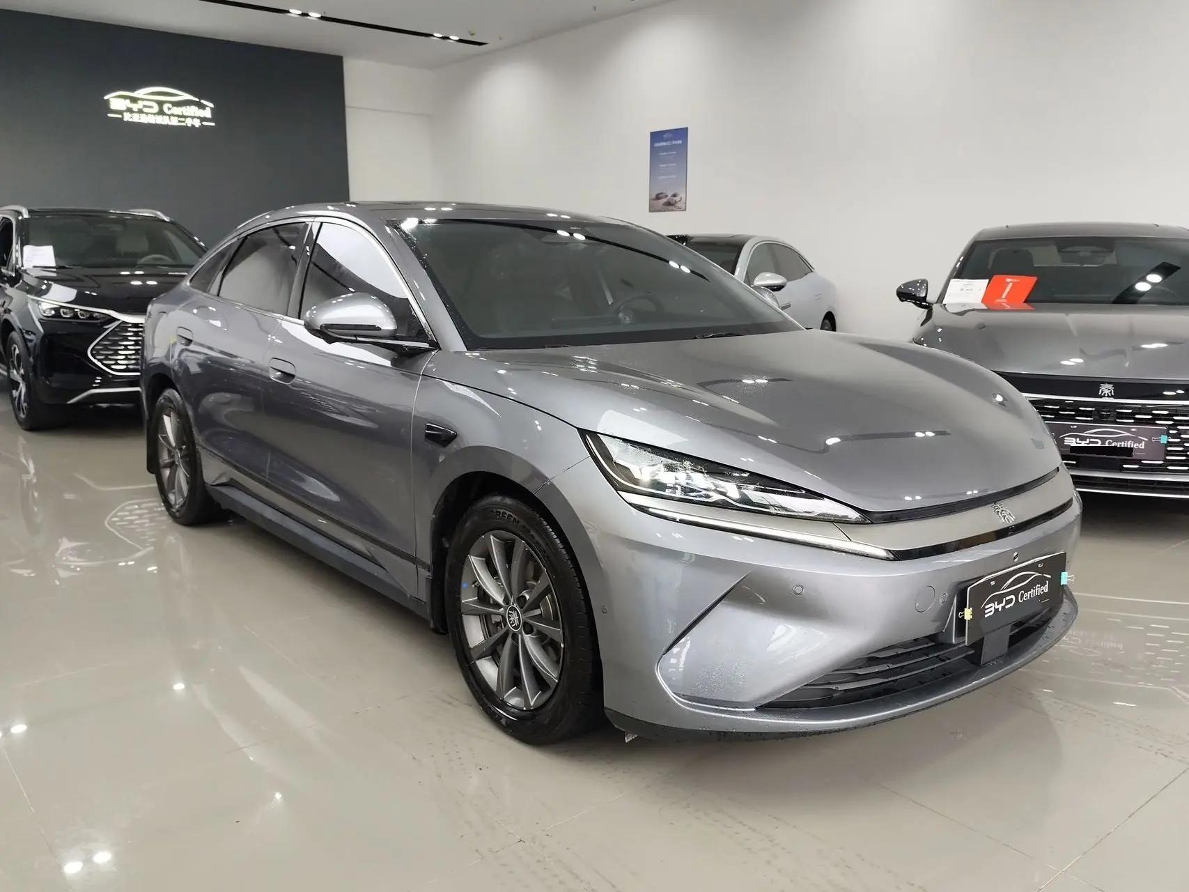 BYD 2025 Qin L EV 545KM Exceed automatic gear 3