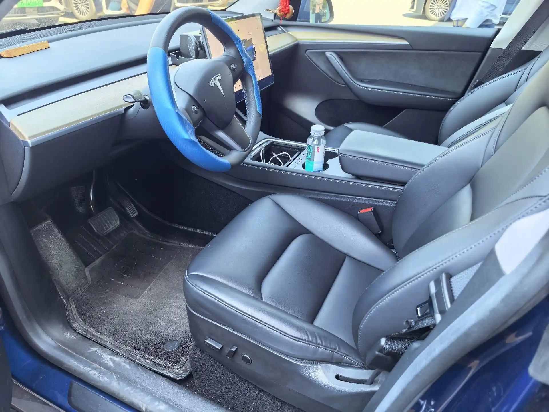 Model Y 2022 rear-wheel drive version 3