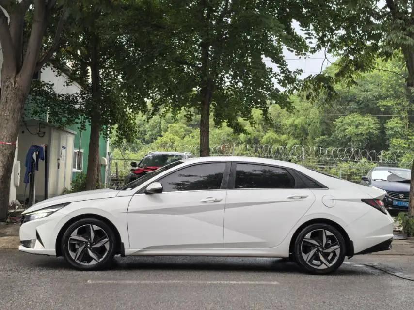 Elantra 2021 1.5L CVT GLX Elite Edition 8