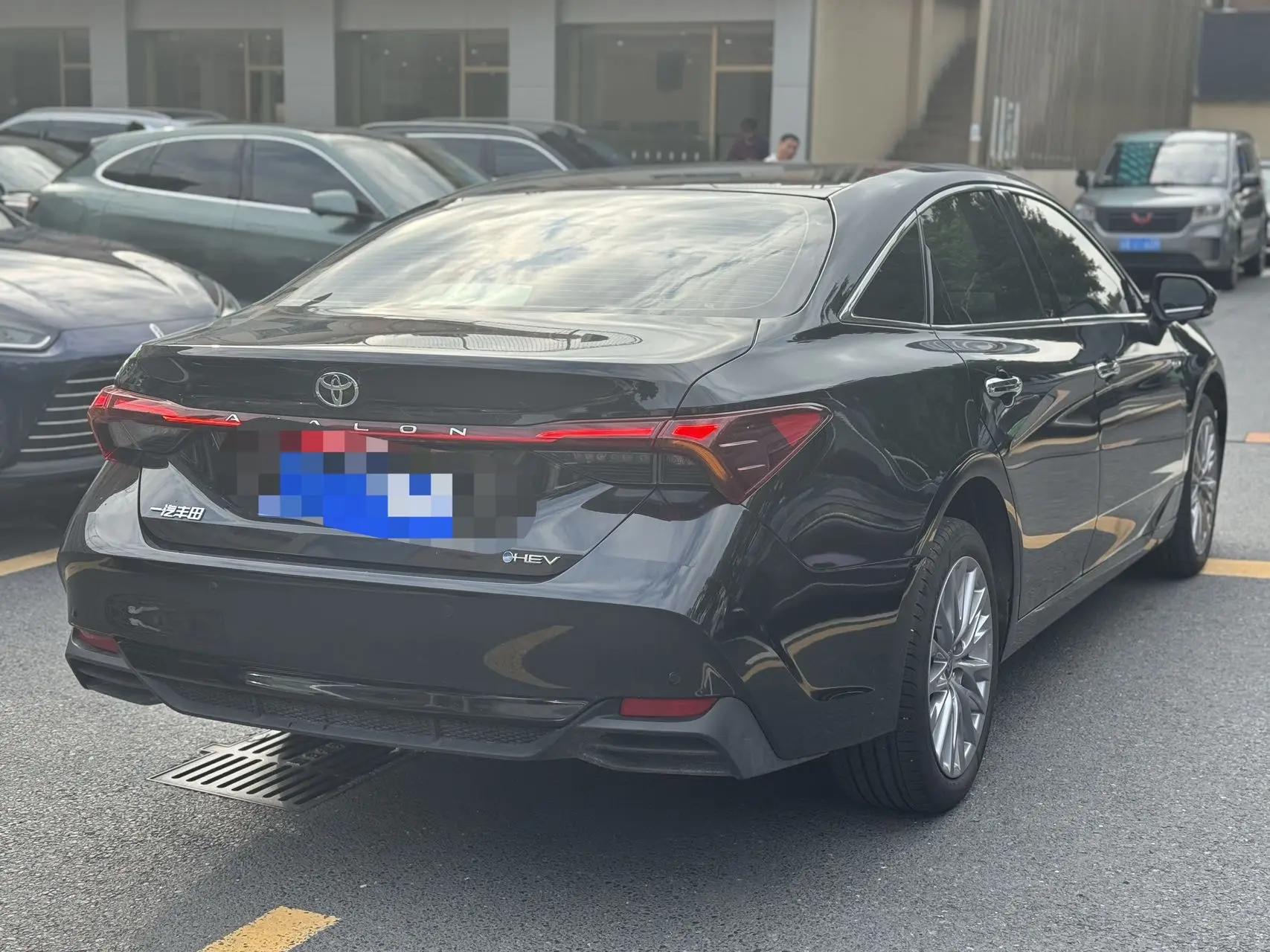 Toyota 2024 Asian Dragon Dual Engine 2.0 CVT Luxury Edition Automatic 8