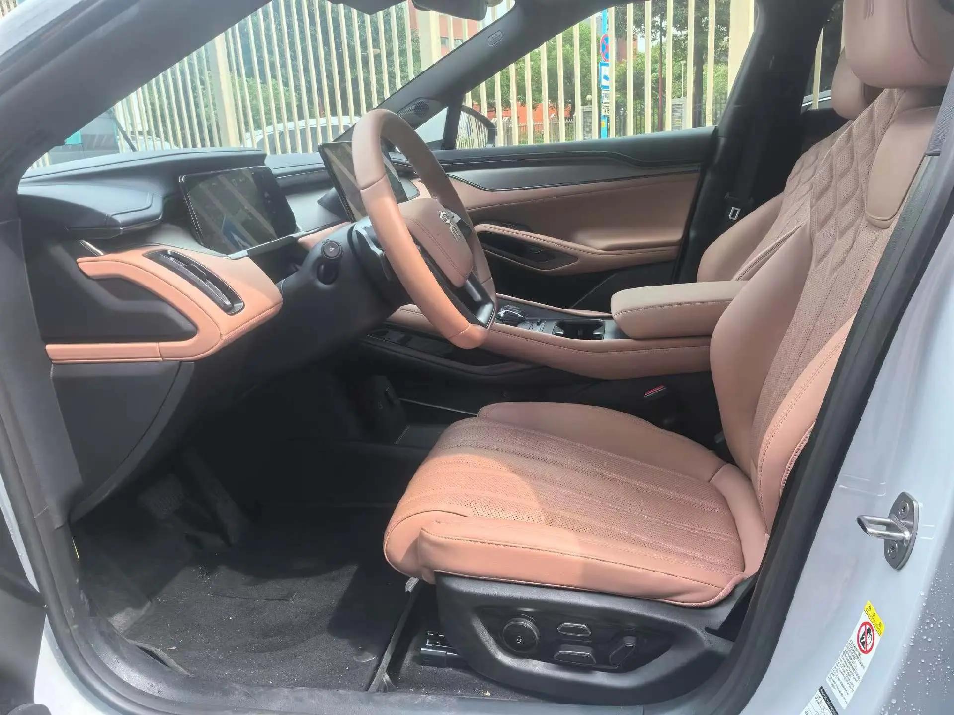 BYD 2025 Song L EV Smart Driving Edition 662km Laser Radar Excellent Automatic Gear 2