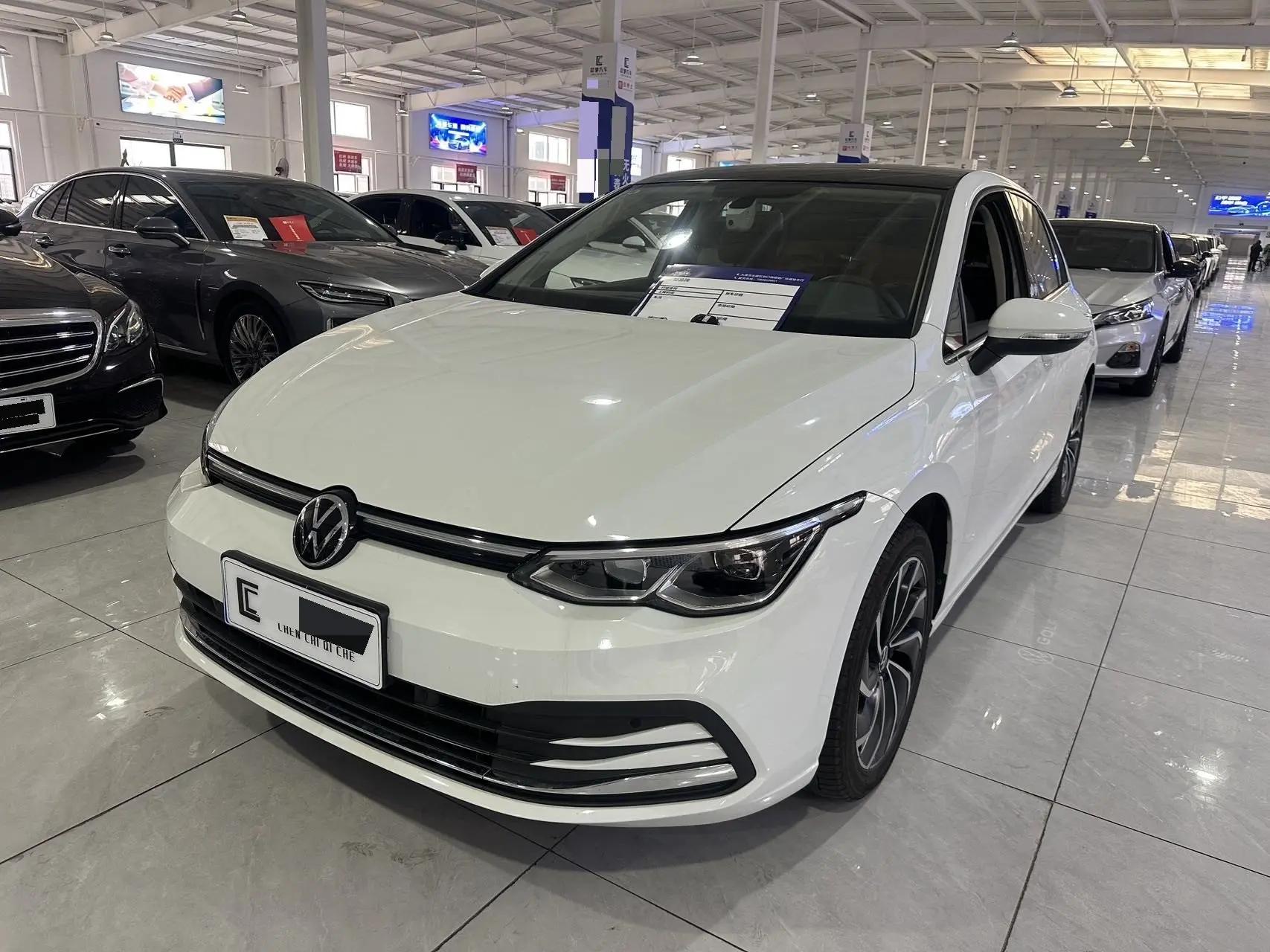 Open image lightbox: Volkswagen 2023 Golf 8 PRO 1.4TSI 280TSI (facelift) automatic