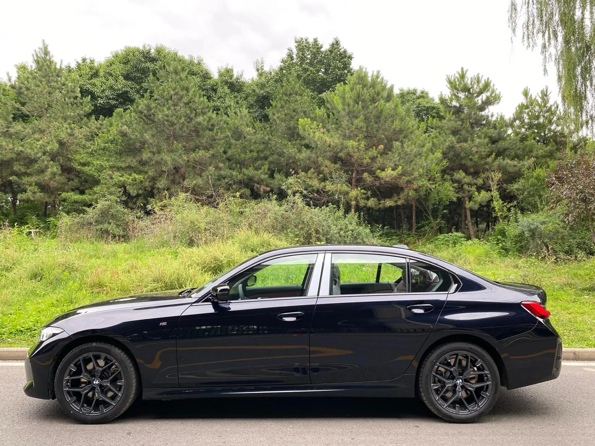 BMW 3 Series 2025 Model 330Li 2.0T M Sport Night Edition Automatic 3