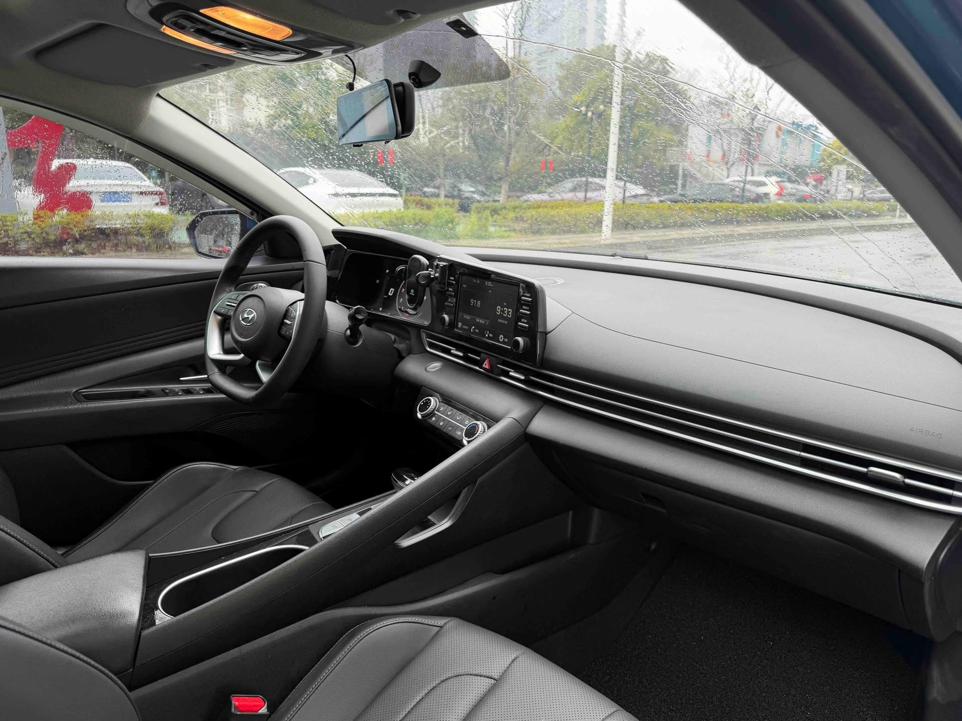Elantra 2022 1.5L CVT GLX Elite Edition 10
