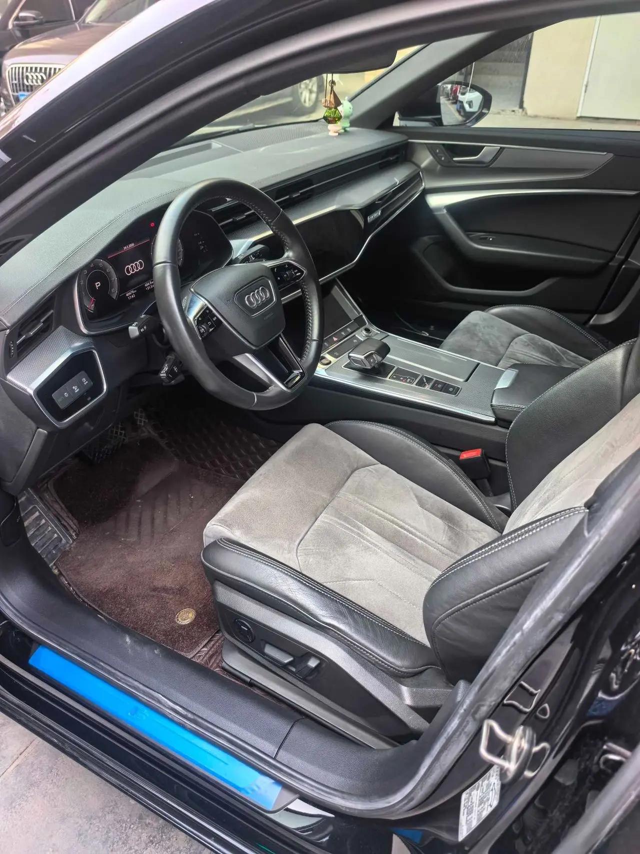 Audi A6L 2021 40 TFSI Deluxe Dynamic 3