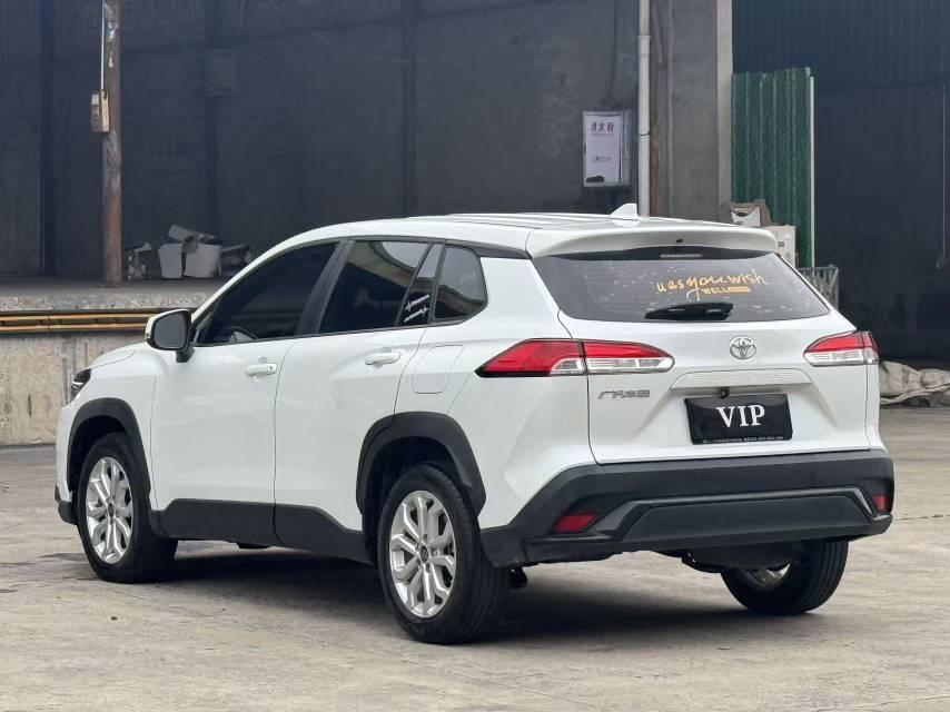 Toyota 2023 Frontlander 2.0 CVT Leading Edition Automatic 9