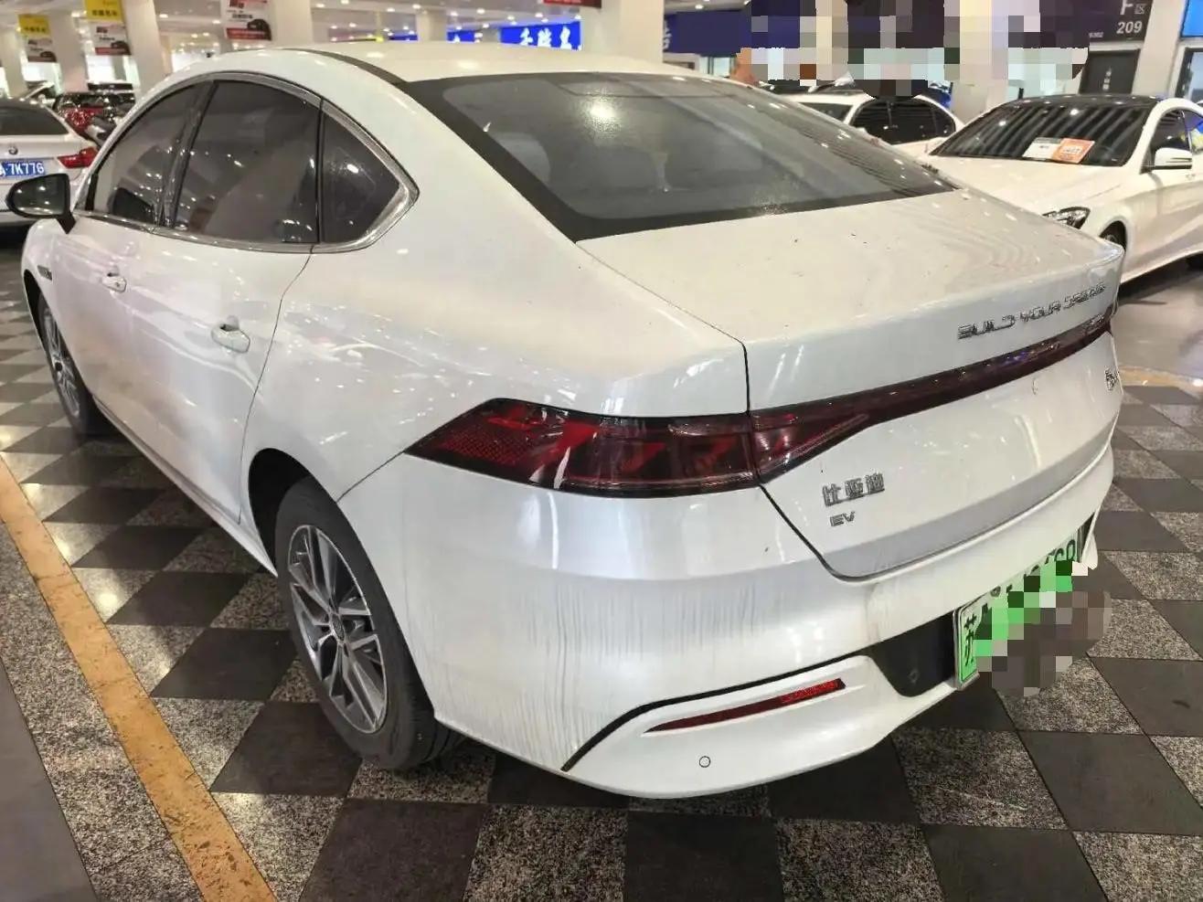 BYD 2024 Qin PLUS EV 420KM Honor Edition Leading Model Automatic 5