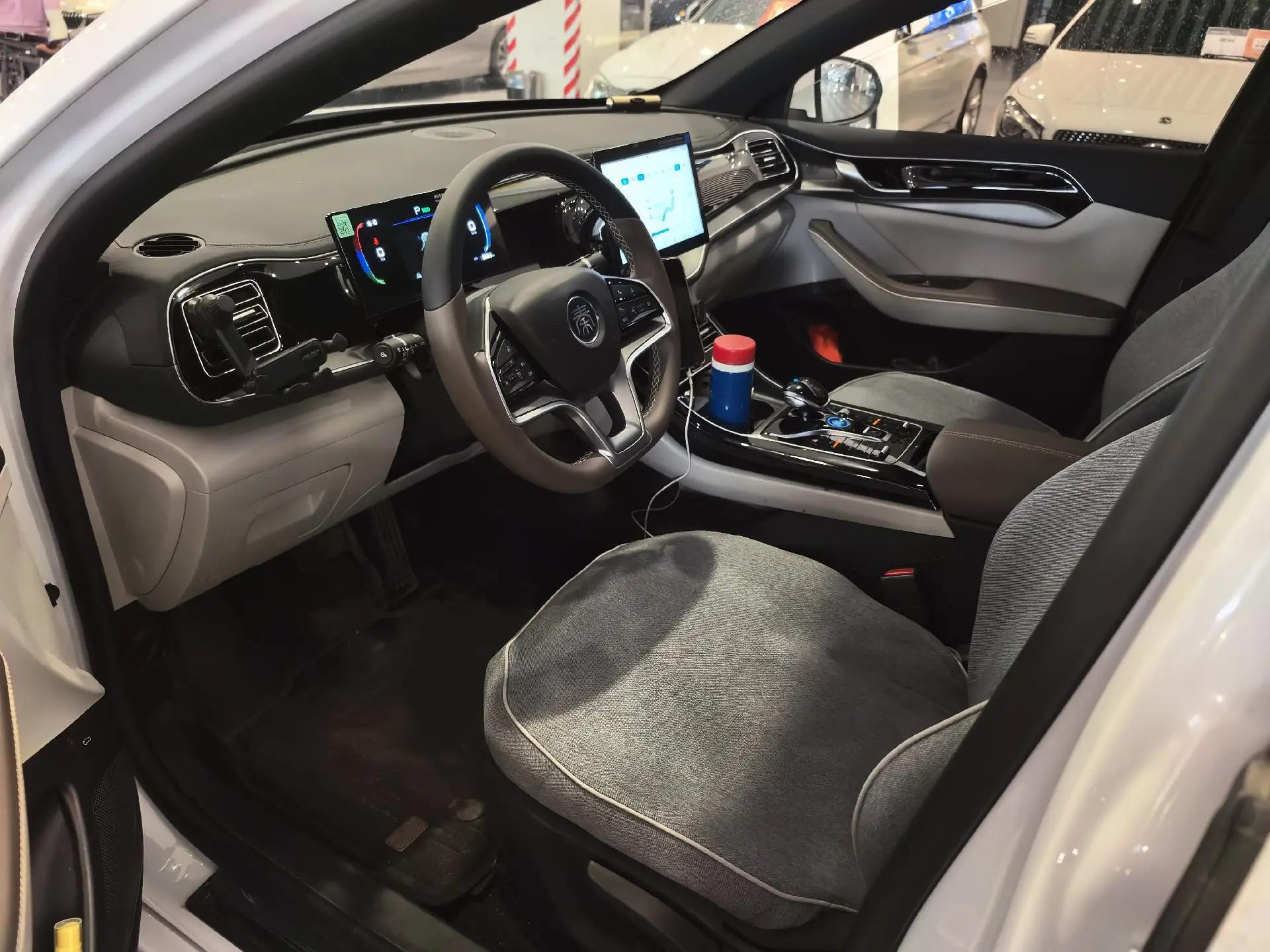 BYD 2024 Qin PLUS EV 420KM Honor Edition Leading Model Automatic 7