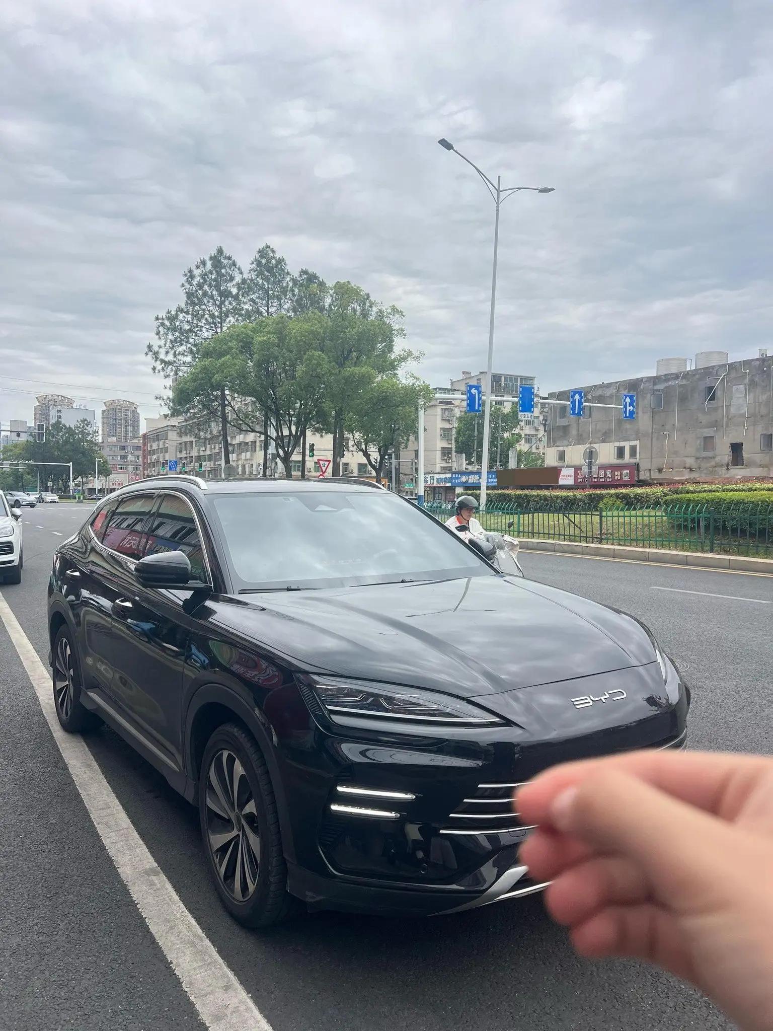 BYD Song PLUS New Energy 2024 Song PLUS DM-i 1.5 Stepless Glory Edition 110km Flagship Automatic Gear 2