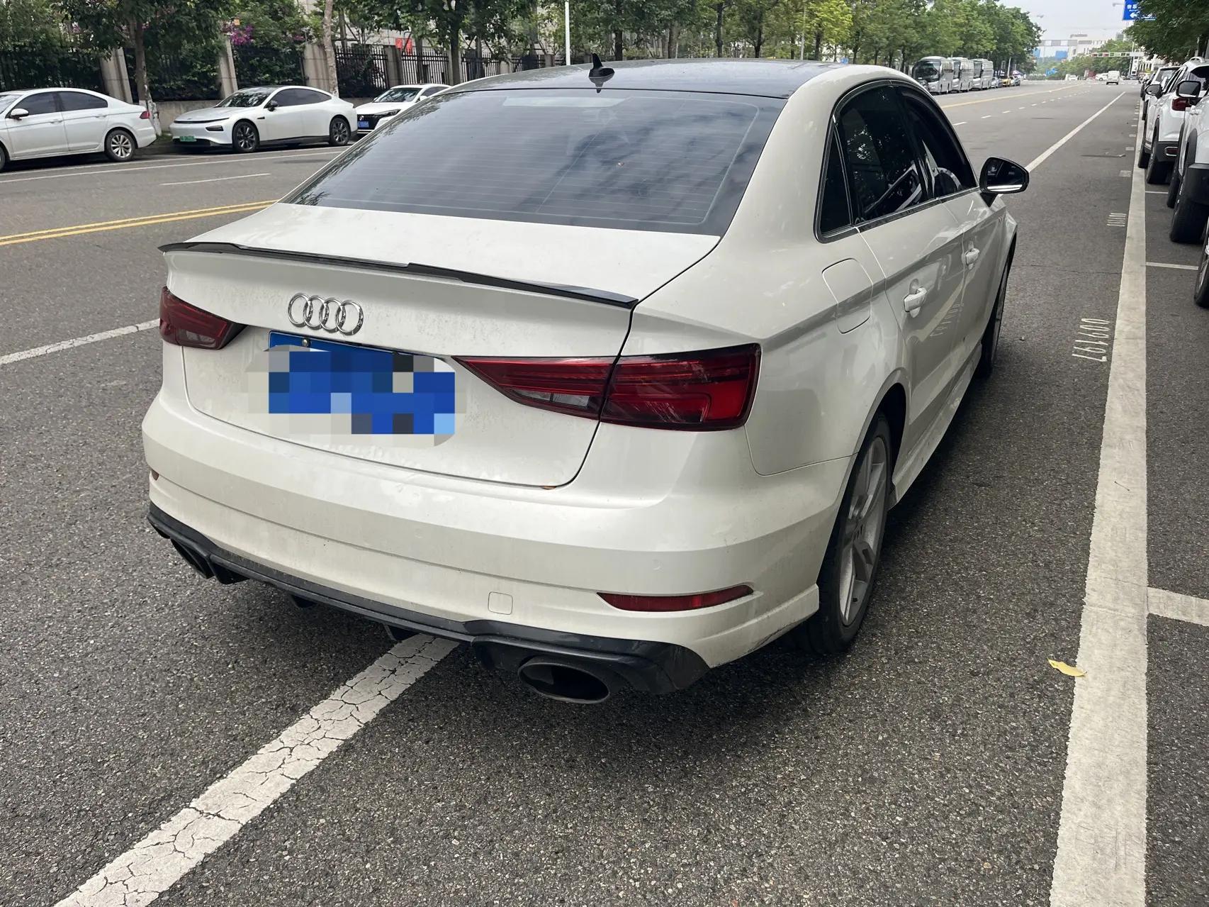 Audi A3 2019 Limousine 35 TFSI Fashion Country V 7