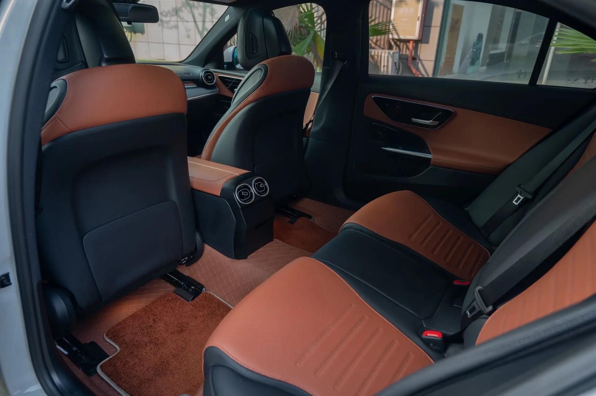 Mercedes Benz Class C 2023 C 200 L Sports Edition 6