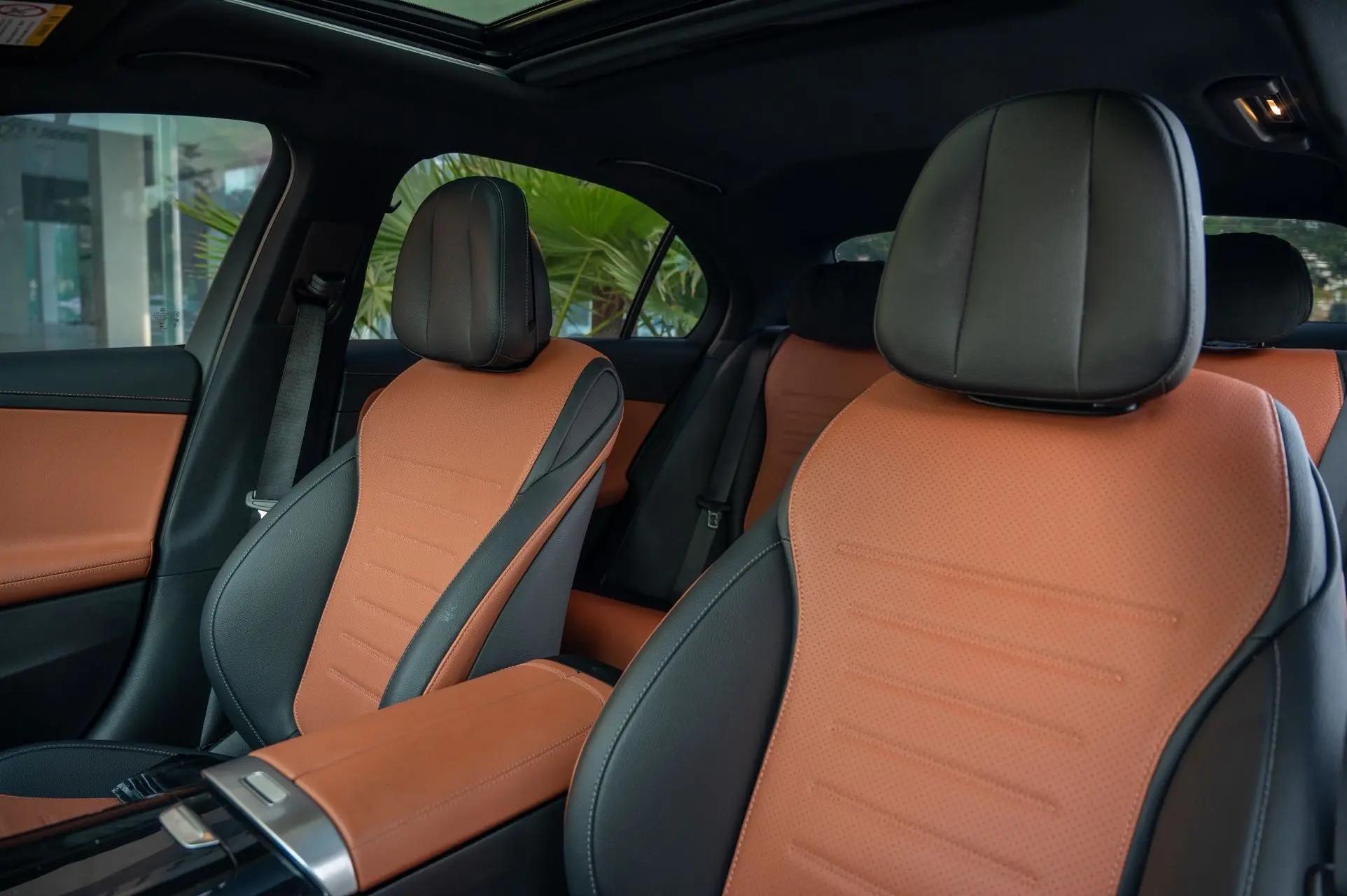 Mercedes Benz Class C 2023 C 200 L Sports Edition 7