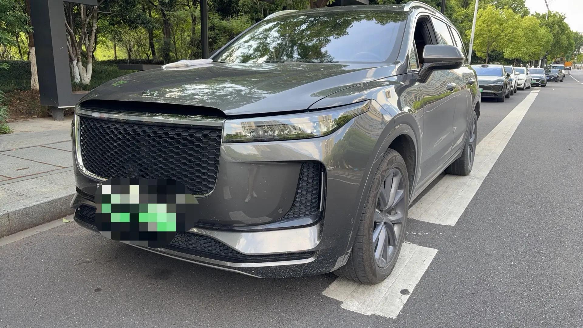 Li ONE 2020 extended 6-seat version