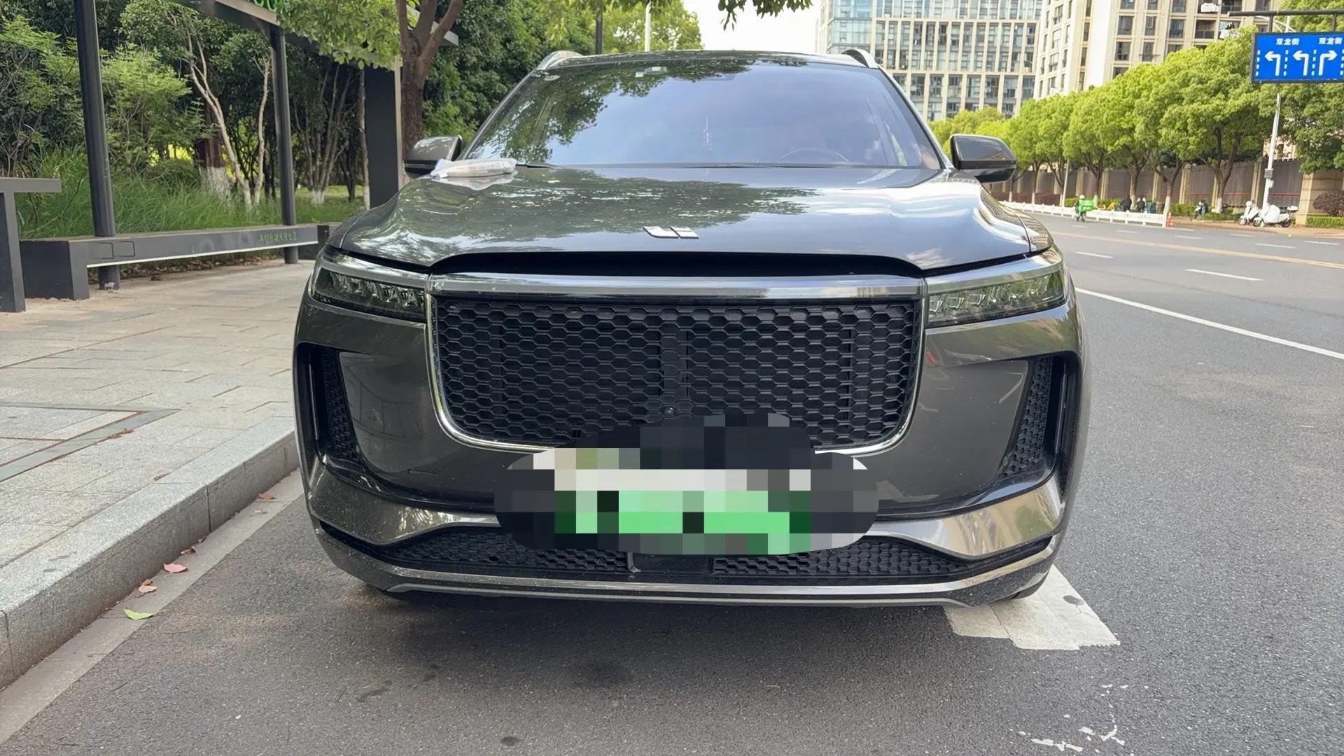 Li ONE 2020 extended 6-seat version 2