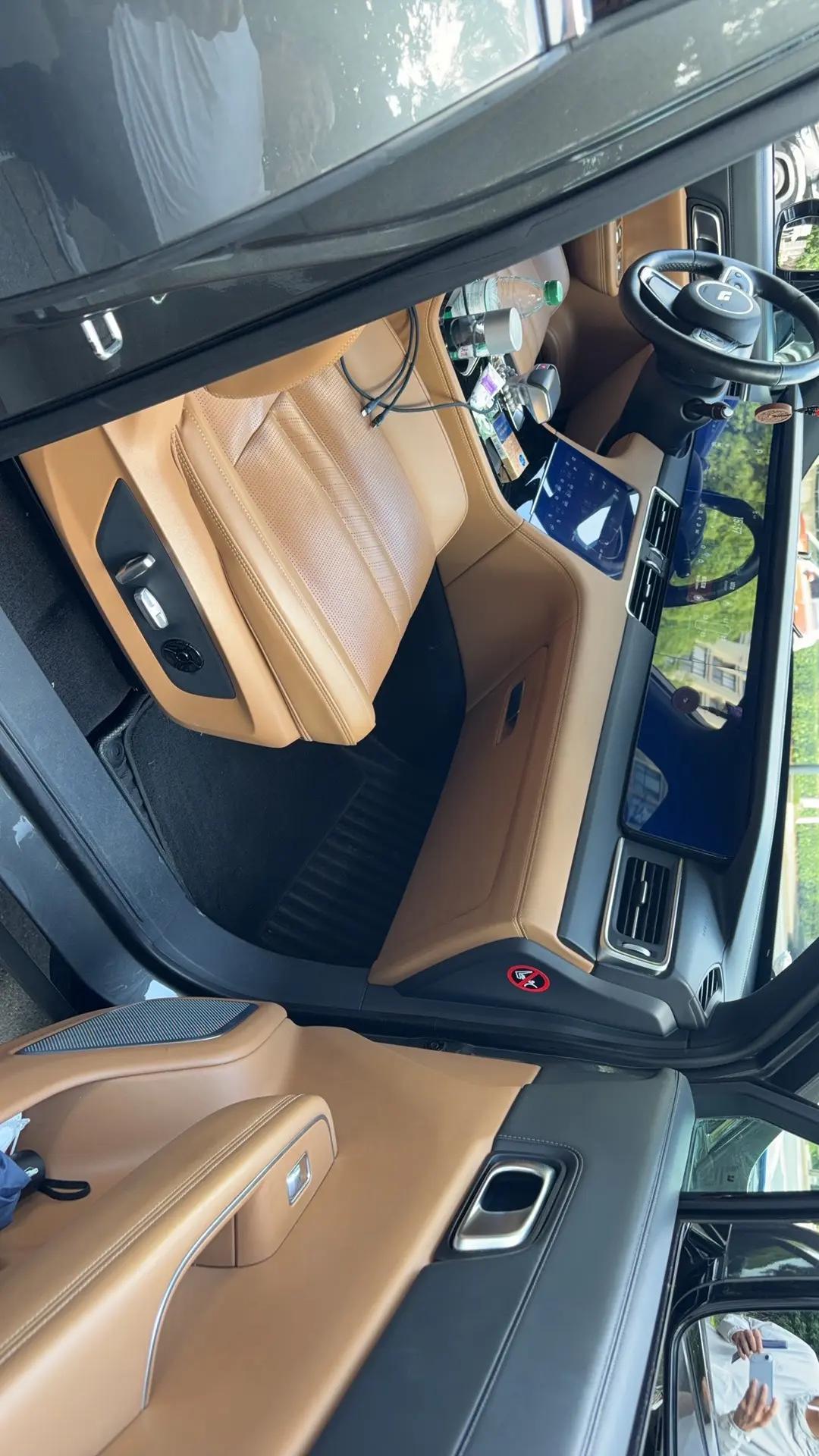 Li ONE 2020 extended 6-seat version 7