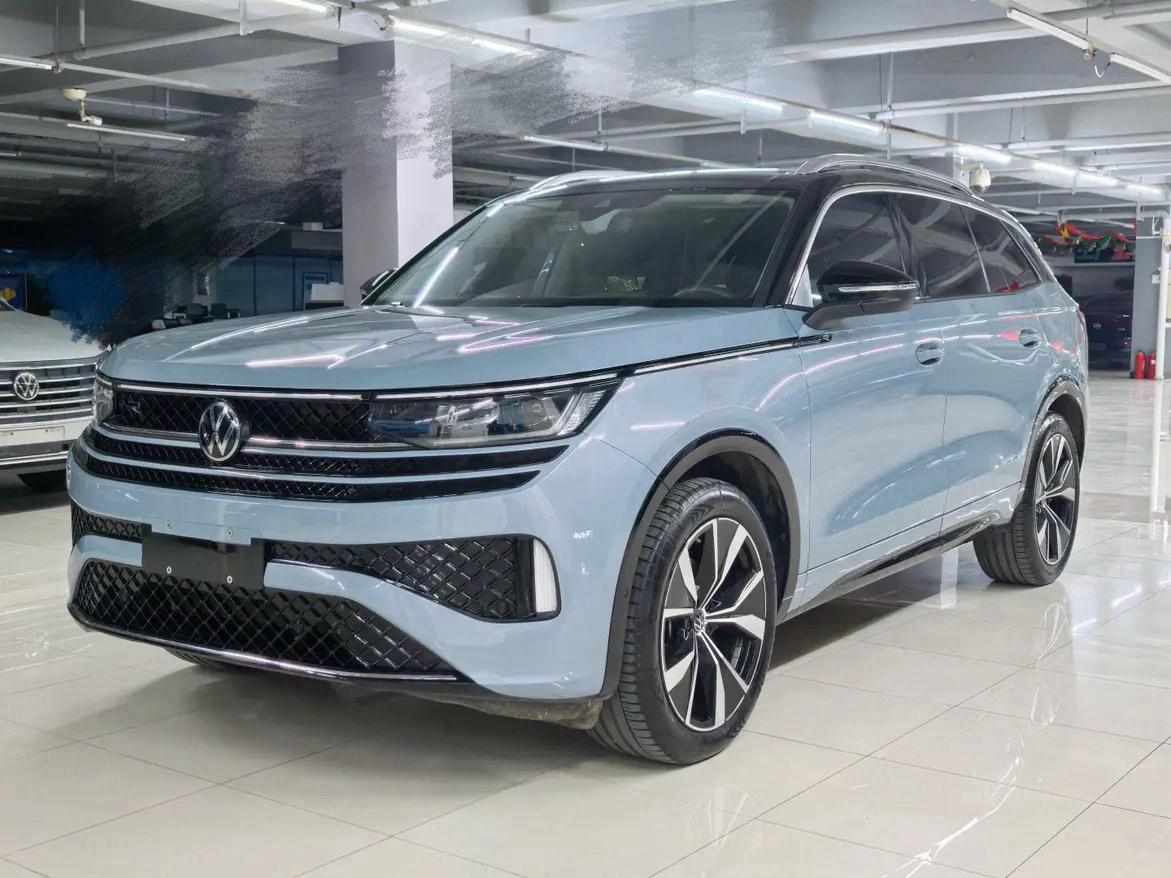 Volkswagen 2023 model tour R-Line 2.0TSI 380TSI four-wheel drive starting version automatic gear